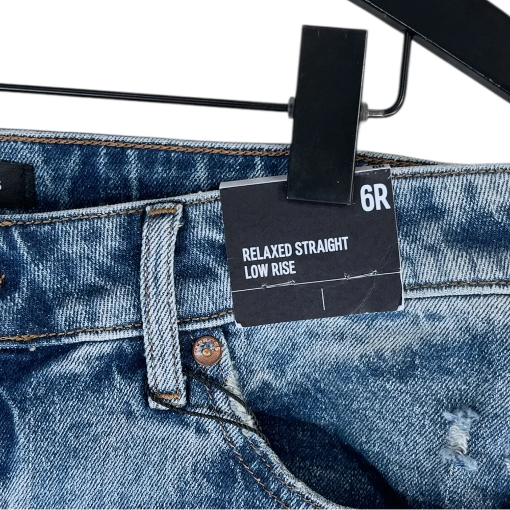 NWT Express Relaxed Straight Low Rise Jean with Button Fly Size 6R